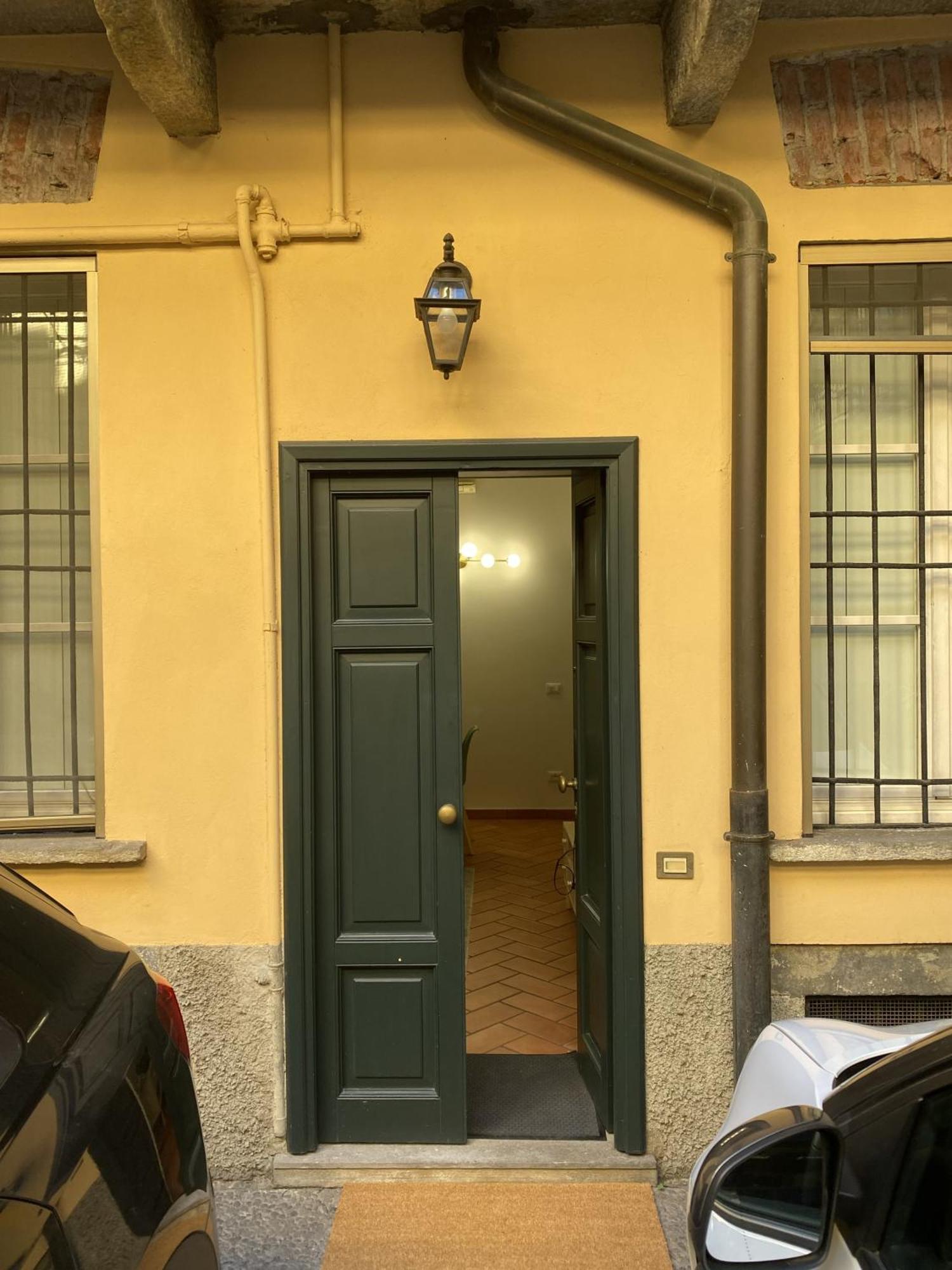 Antica Corte Navigli-Darsena Милано Екстериор снимка