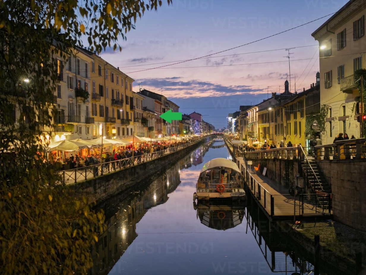 Antica Corte Navigli-Darsena Милано Стая снимка